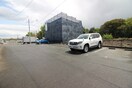 駐車場 アンプル－ルリ－ブルソレア－ド