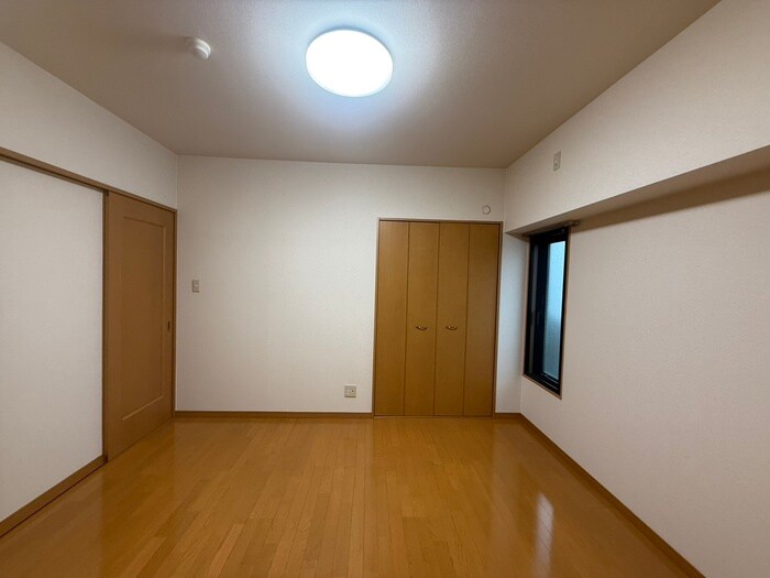 居室 フロイデ 一宮