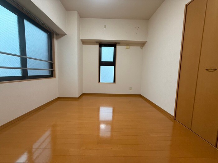 居室 フロイデ 一宮