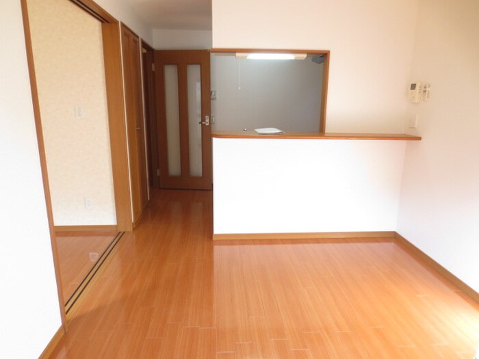 廊下 The ｆirst 神沢