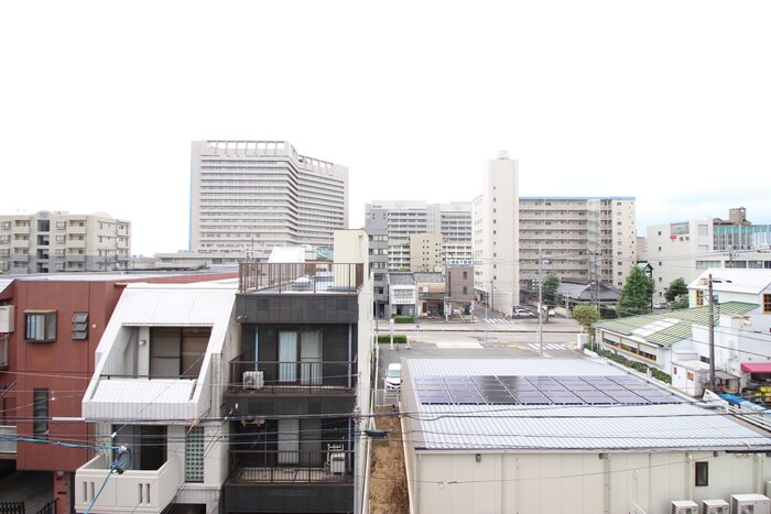 室内からの展望 ユング桜山