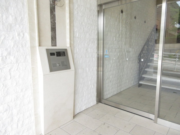 エントランス部分 アールズヒルズ社台