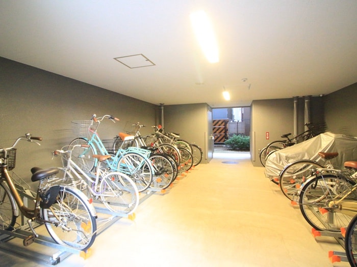 駐輪場 ﾌﾟﾚｻﾝｽ名古屋駅ｹﾞｰﾄ(908)
