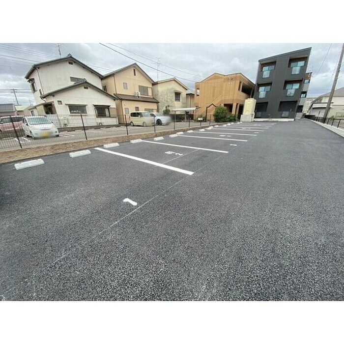 駐車場 LECOCON一宮