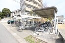 駐輪場 セラヴィ坂崎