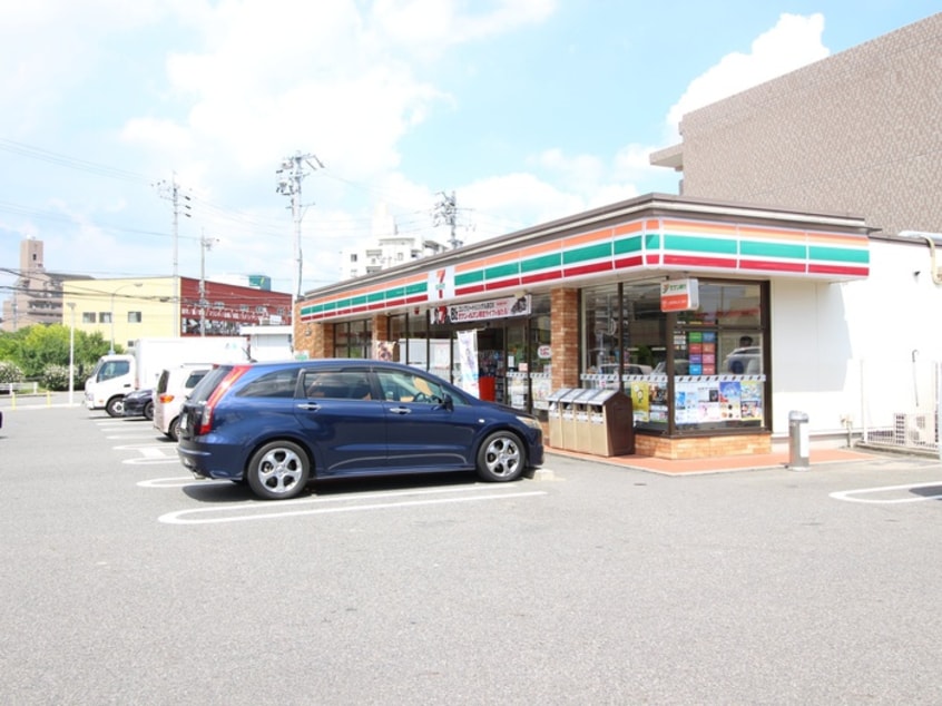 セブンイレブン(コンビニ)まで150m GRACIA ENDO