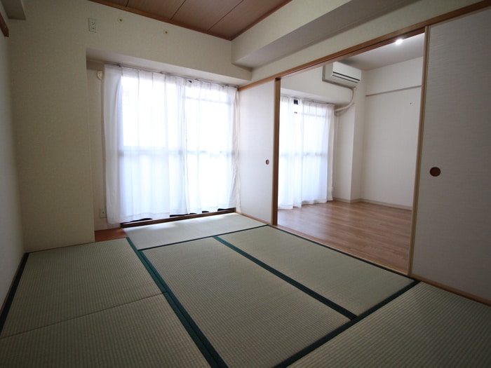 居室 コンフォートピア・アツミ