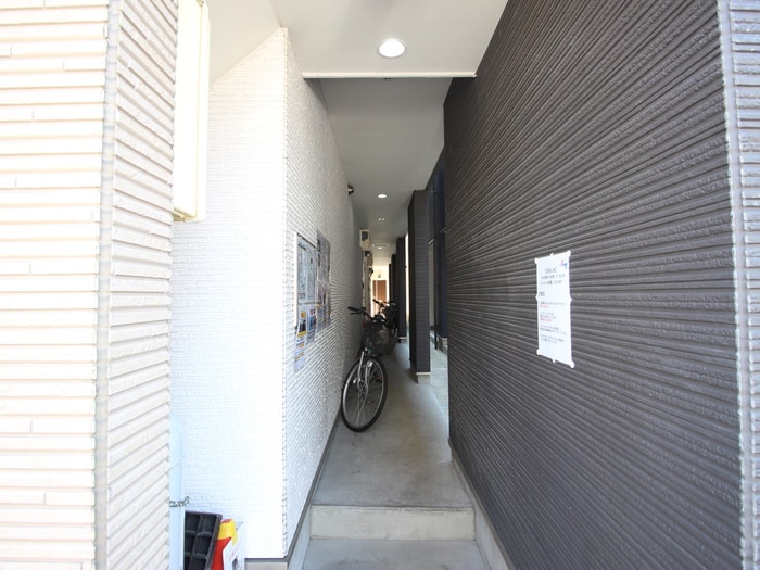 エントランス部分 HERMITAGE桜山