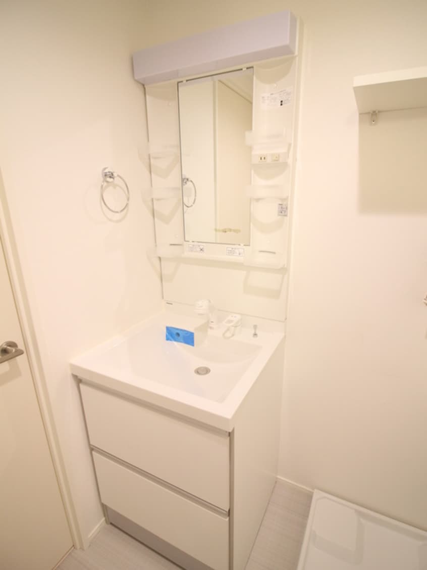 洗面 HERMITAGE桜山