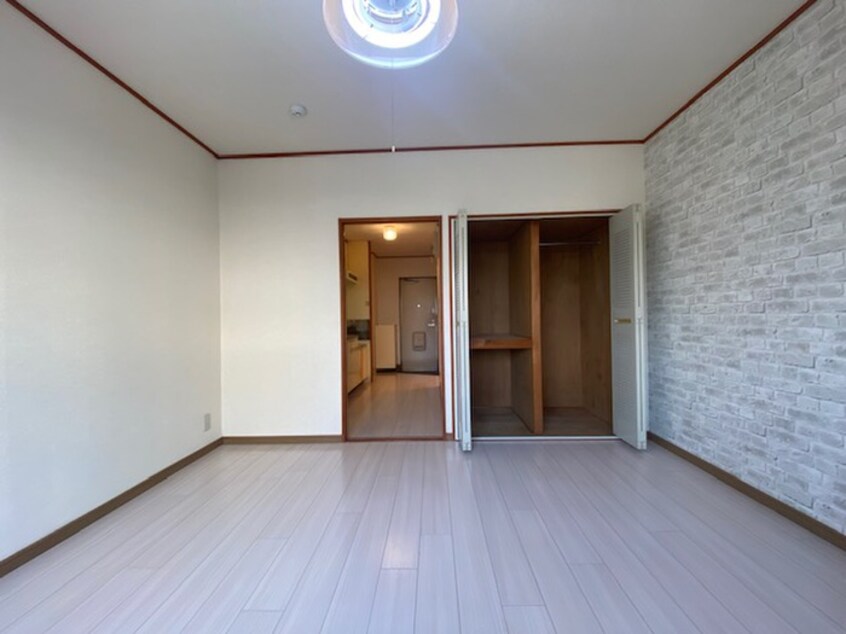 内観写真 フラット矢戸川