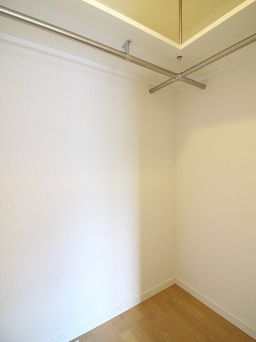 収納 アデグランツ上前津