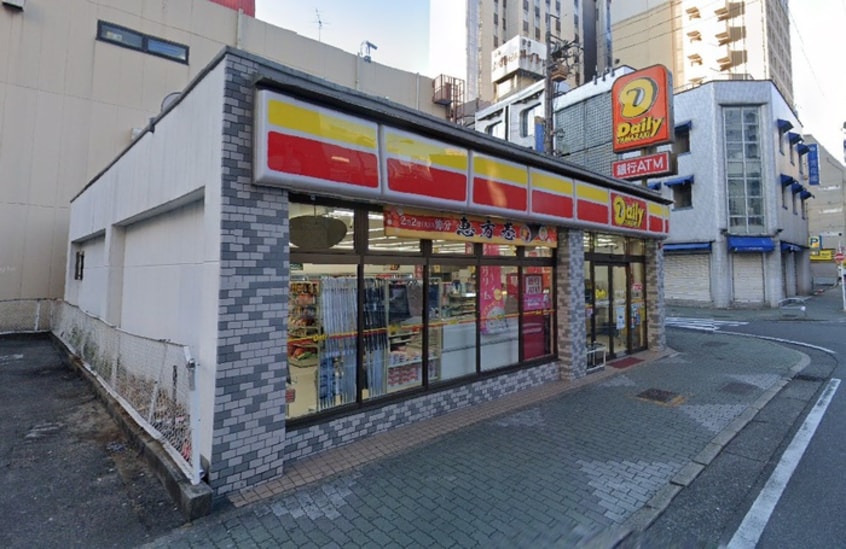 デイリーヤマザキ名古屋女子大小路店(コンビニ)まで50m DOMUS21