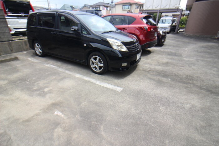 駐車場 リバーサイド雅