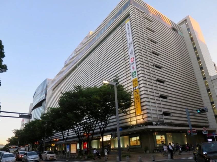 松坂屋(デパート)まで1430m ディアレイシャス大須観音