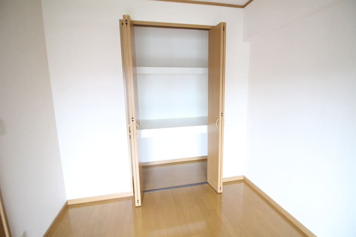 収納 神田丸太マンション