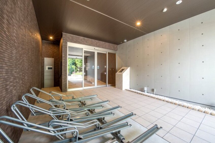 駐輪場 コートシャイン