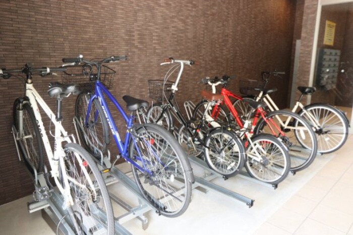 駐輪場 コートシャイン