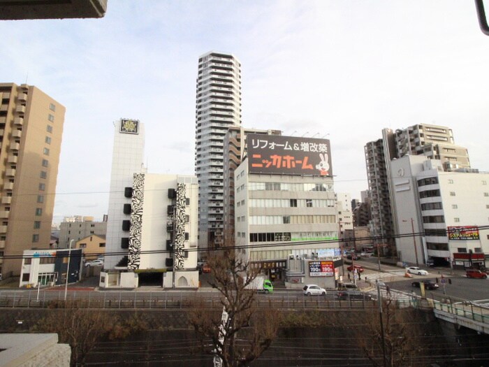 室内からの展望 マルイチビル