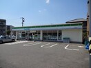 ファミリーマート名東極楽店(コンビニ)まで360m レジデンス名東