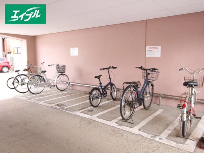 駐輪場 リヴェール山王