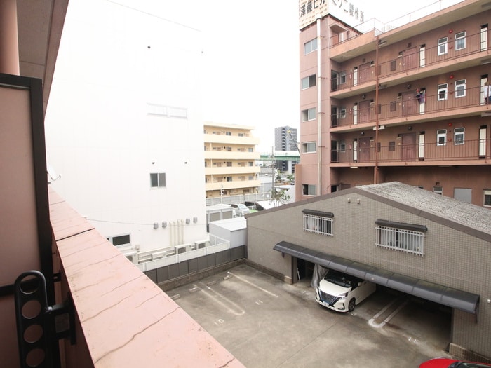 室内からの展望 リヴェール山王