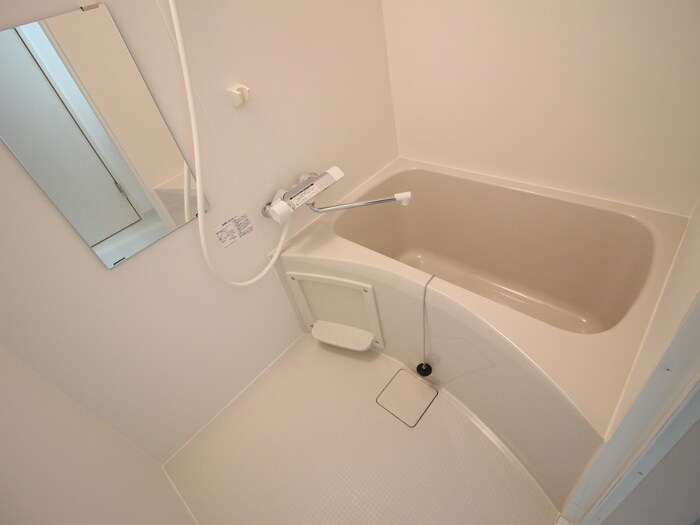 バス／シャワールーム等 パインテール千成