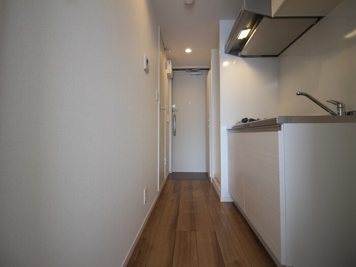 廊下 パインテール千成