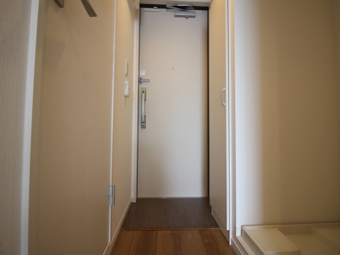 玄関 パインテール千成