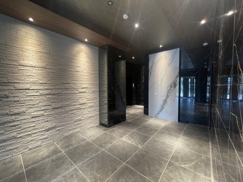 エントランス部分 S-RESIDENCE金山altano