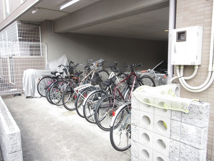 駐輪場 ＫＥＹ　ＦＬＡＴ千種