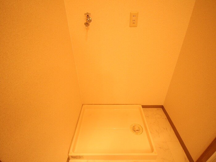 洗濯機置場 レ－ジュ至来