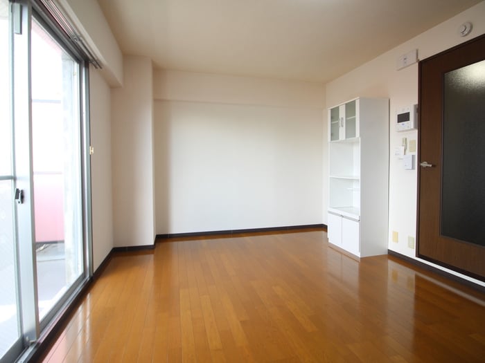 居室 リブローネ南山