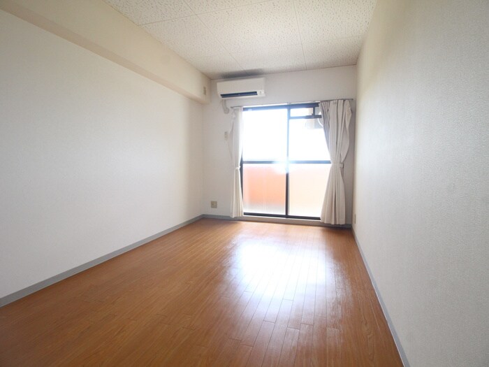 居室 サンシャイン富士パートⅣ