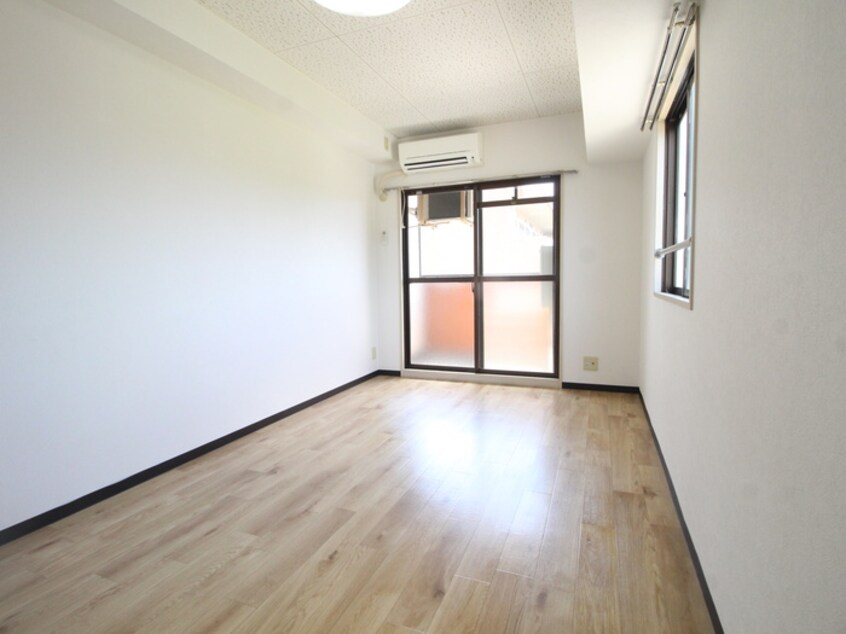 居室 サンシャイン富士パートⅣ