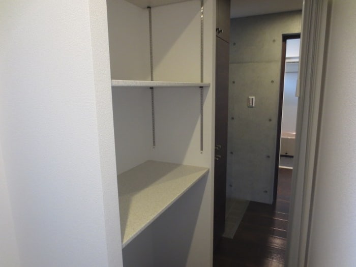 収納 緑山館
