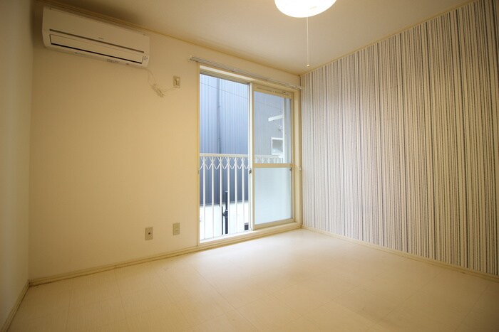 居室 明大寺ハイツ