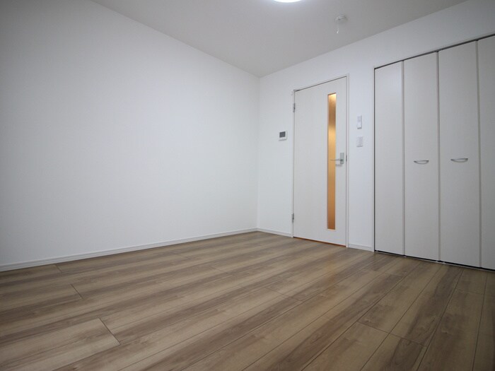 居室 ラ　シャルール千成