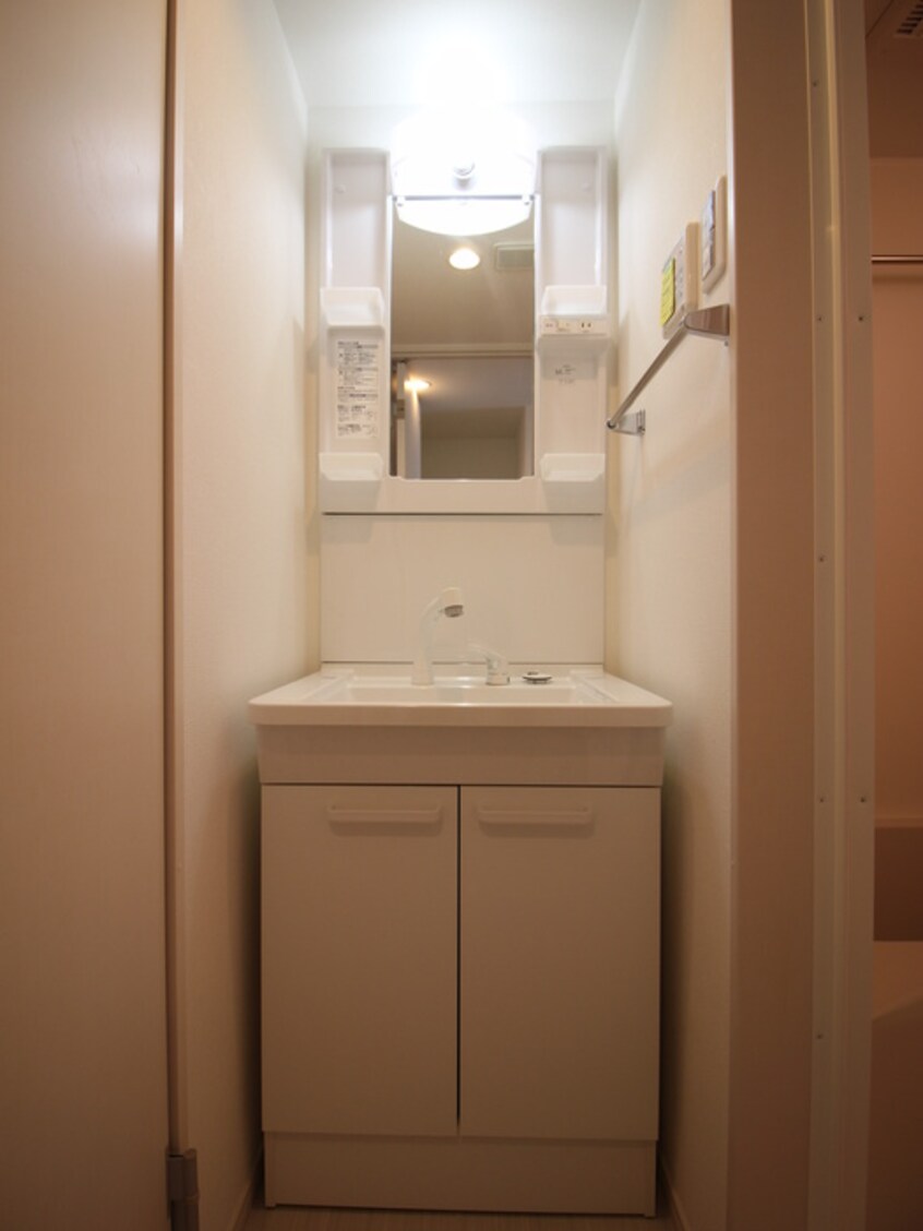 洗面 ラ　シャルール千成