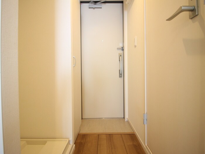 玄関 ラ　シャルール千成