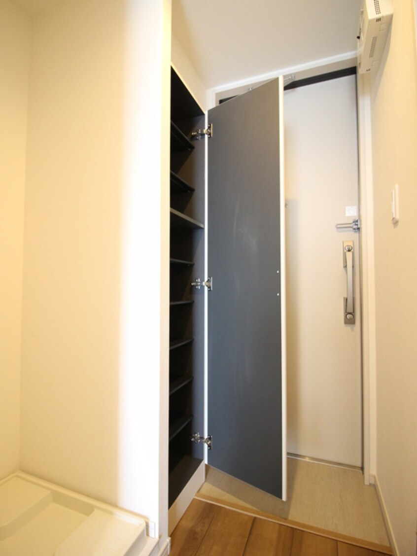 靴箱 ラ　シャルール千成