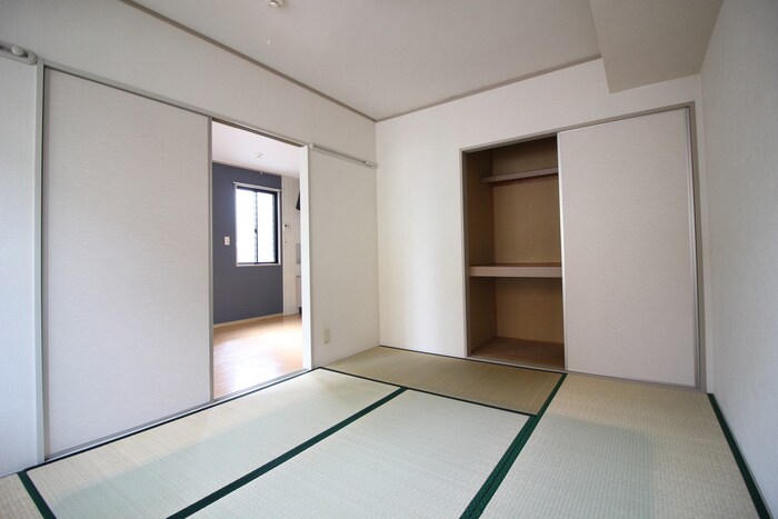 居室 メゾンジェラール