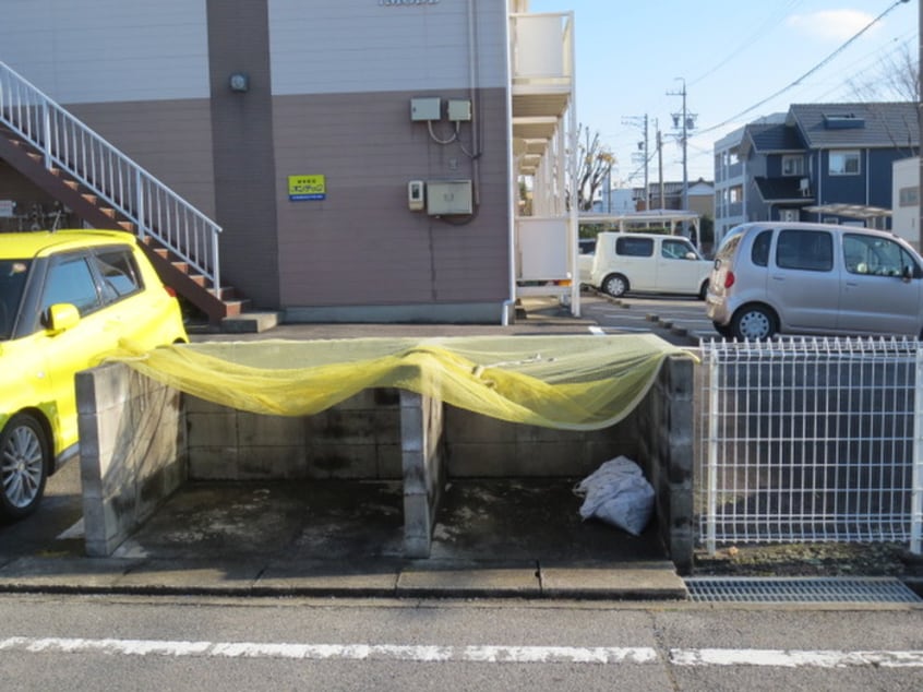 外観写真 Surplus One MODE