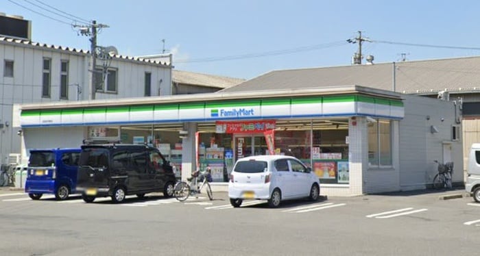 ファミリーマート当知住宅東店(コンビニ)まで184m ベル　シティー　Ⅱ