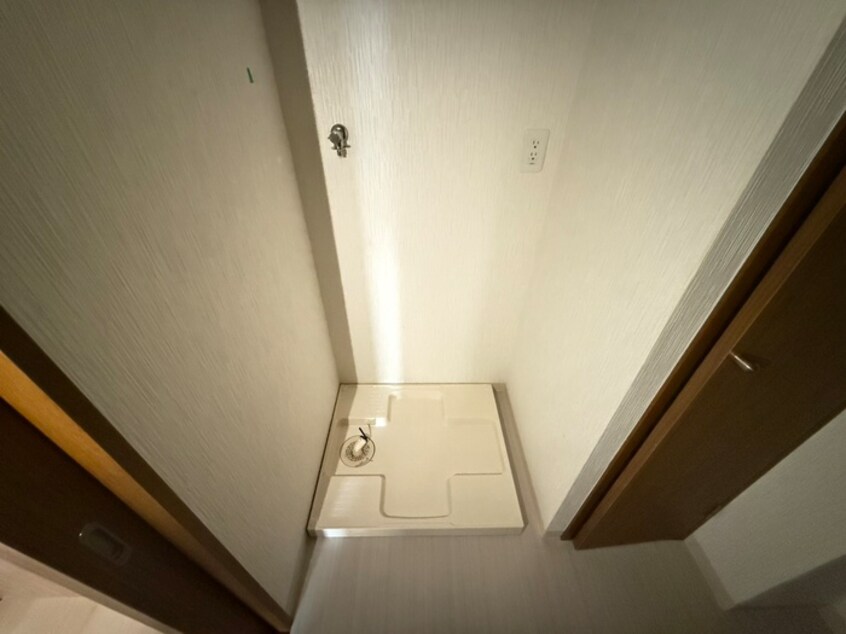 洗濯機置場 ダイナース白壁（202）