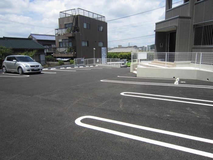 駐車場 グレイスコート