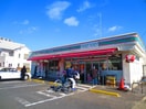 ローソンストア100光音寺店(コンビニ)まで152m アクシス金城町