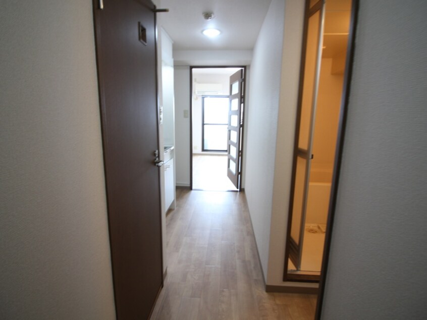 廊下 シュロス　アービック