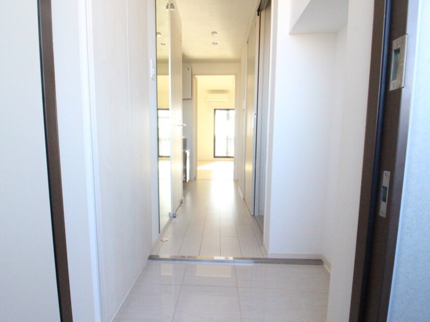 玄関 NEO　JAPANESQUE出来町