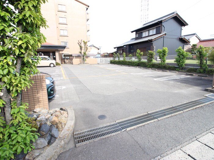 駐車場 エスポアール　ハル