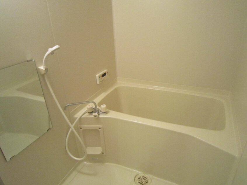 バス／シャワールーム等 シャルル大宗